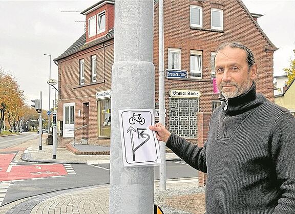 Christian Ückert denkt, dass eine zusätzliche Fahrradampel an der Hauptampel mehr Klarheit bringen würde.
