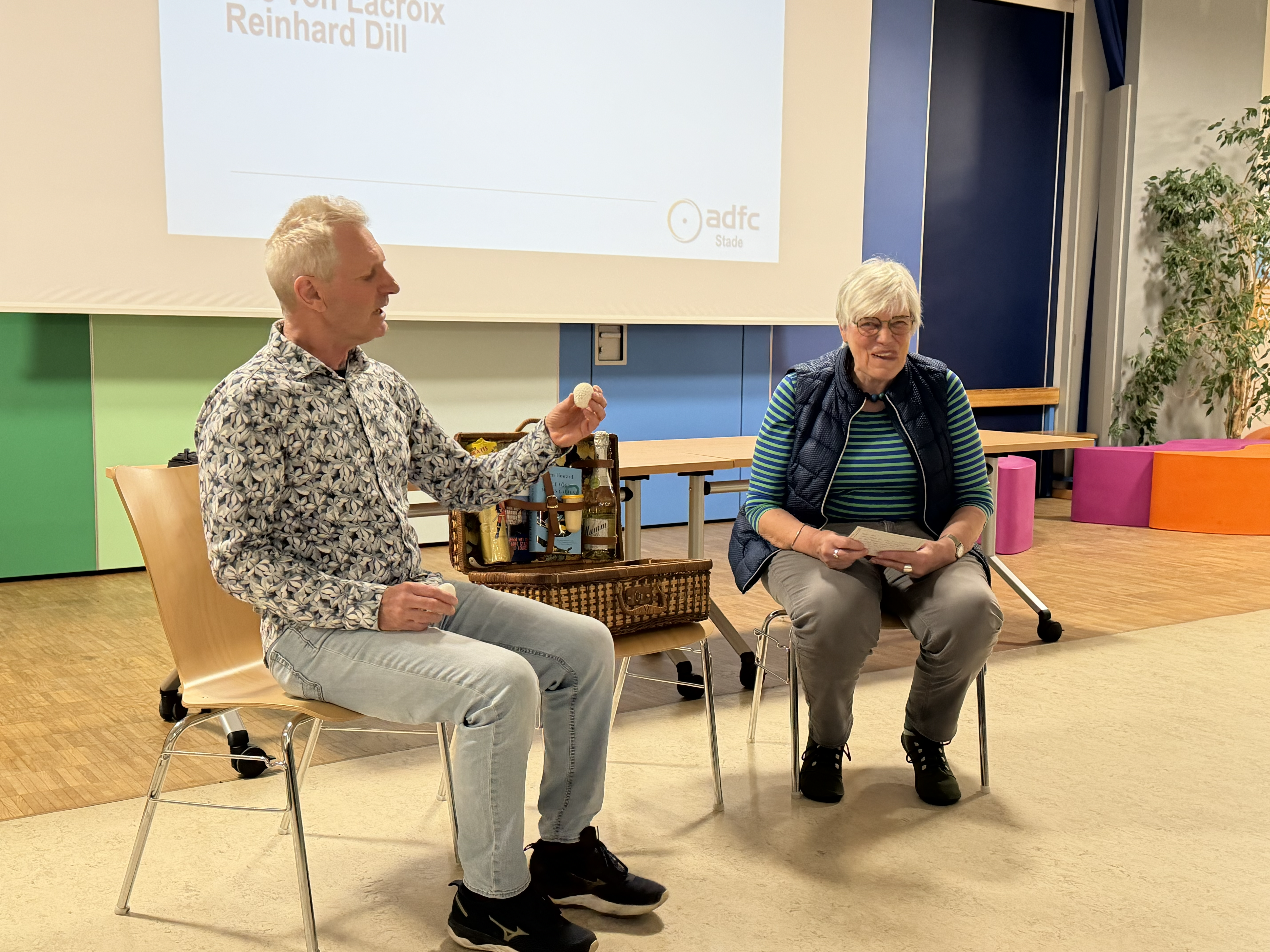 2026_Mitgliederversammlung_06 Verabschiedung von Ilse von Lacroix aus dem ADFC Stade Vorstand
